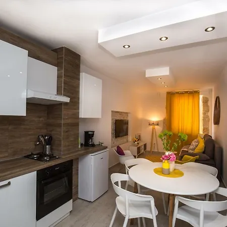 Arena Center Апартаменты Пула